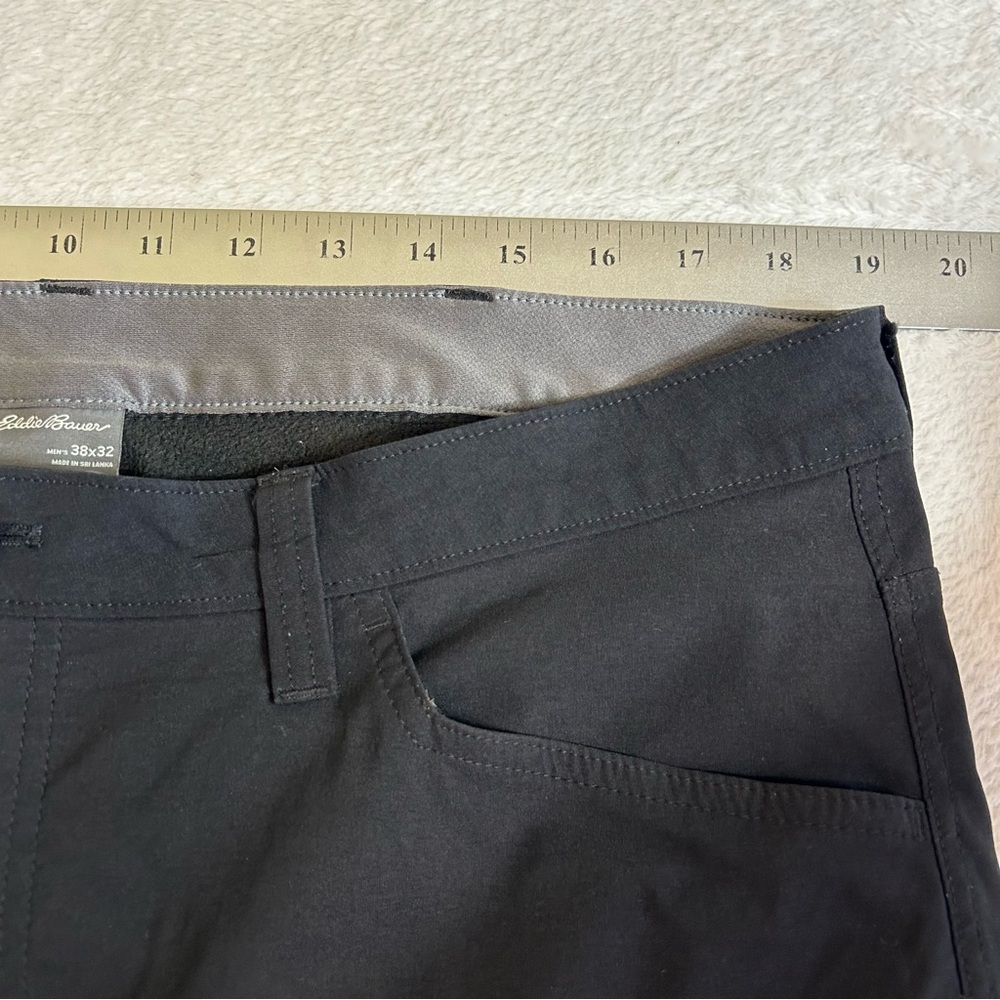Eddie Bauer Men's Pants Size 38x32 Black Fleece Lined Straight Leg Pockets - Picture 5 of 11